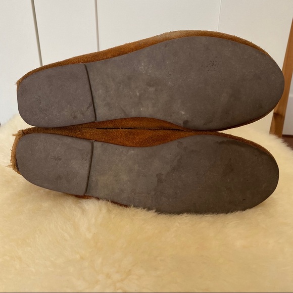 Minnetonka Moccasins Fringe Suede Ankle Booties - Picture 4 of 4